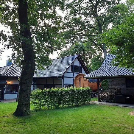 度假居 Heuerhaus Gut Einhaus *