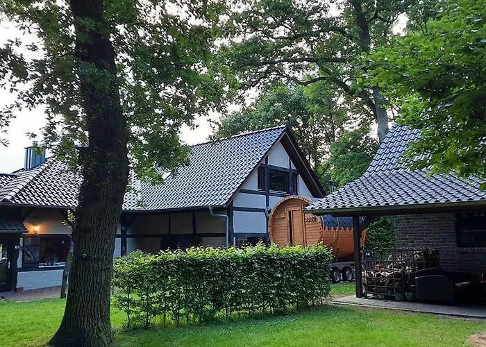 Feriehus Heuerhaus Gut Einhaus *